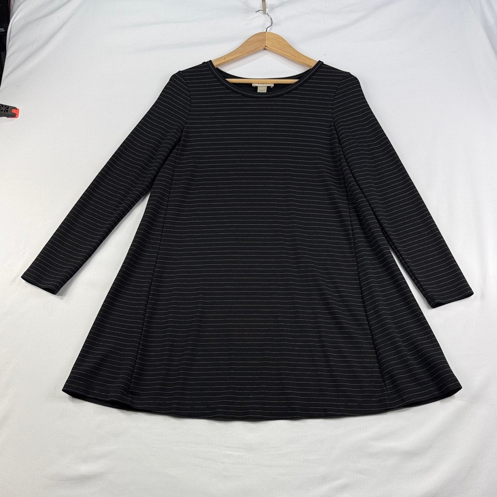 LOFT Outlet Black & Gray Stripe A-Line Dress – Size XS